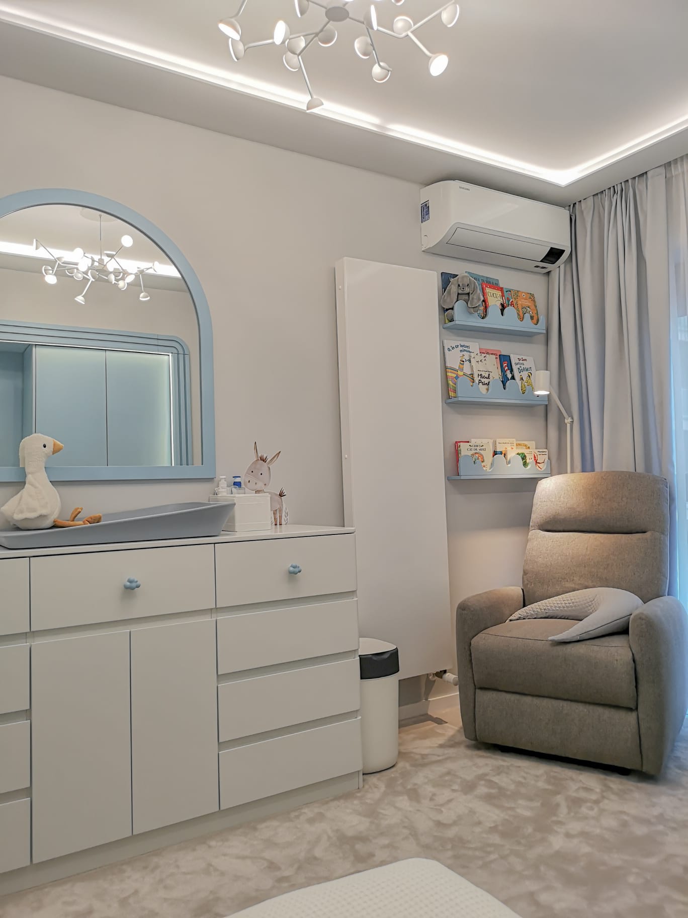 6c8c79dc-e02e-4cdb-8e65-0d21afe8a848