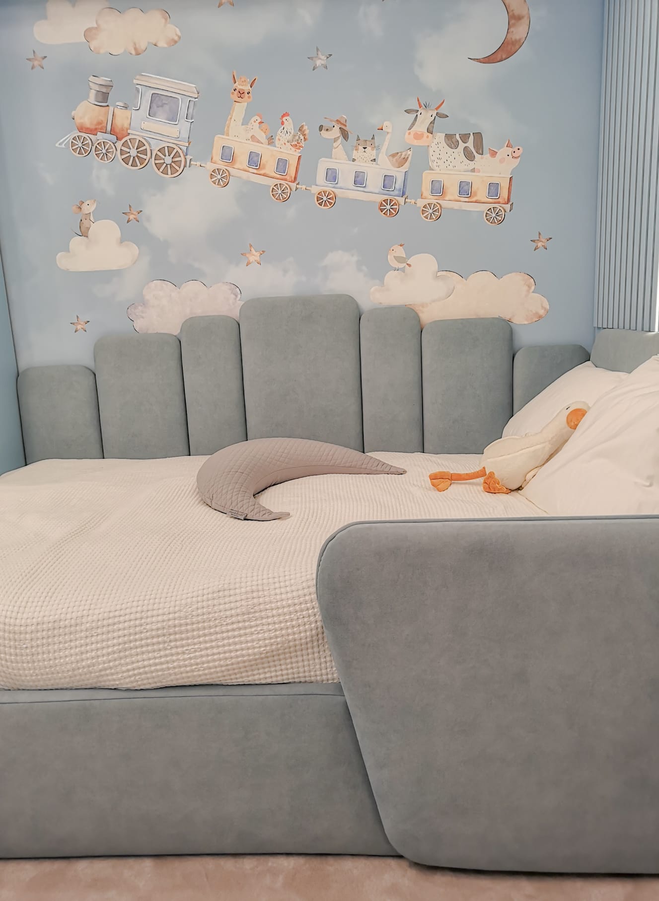 ee9e9eed-8a8e-4639-944b-05677d8e0c6c